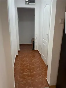 Sagului - 2 Camere - Etaj 2 - Amenajat - Bloc izolat - foto 3