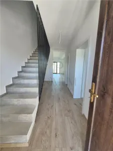 Duplex zona excelenta- langa noul LIDL - finisaje la alegere - spatii generoase - foto 4