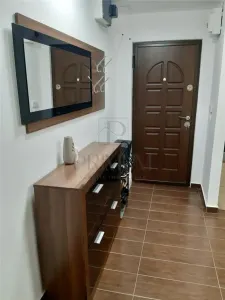 COMPLEX - 2 Camere - Centrala proprie - Boxa - Bloc izolat - Renovat complet - foto 8