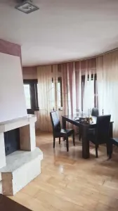 DOROBANTILOR - 3 CAM - 2 BAI - DECOMANDAT - CENTRALA PROPRIE - MODEL DEOSEBIT - Timisoara