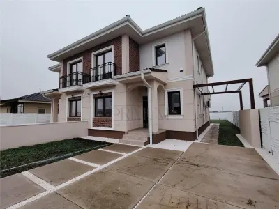 Duplex superb - zona foarte buna - toate utilitatile - finisaje premium - foto 2