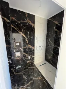 Duplex spatios - bucatarie inchisa - zona in plina dezvoltare - foto 16