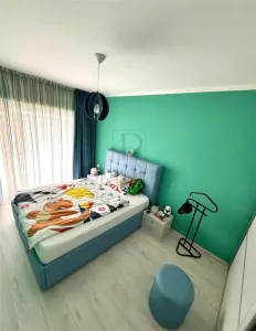 DUMBRAVITA - CASA INSIRUITA - CENTRAL - 4 CAMERE - 2 BAI - INCALZIRE PARDOSEALA - LOC PARCARE - ZONA EXCELENTA - foto 9