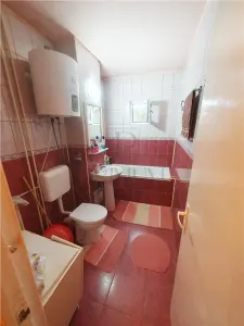 GIROCULUI - 3 CAM - DECOMANDAT  - 2BAI - SPATIOS - BLOC ANVELOPAT - ZONA LINISTITA - foto 15