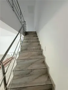 Duplex cu 5 camere - zona centrala - la cheie - foto 6