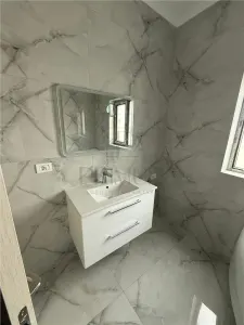 Duplex cu 5 camere - zona centrala - la cheie - foto 9
