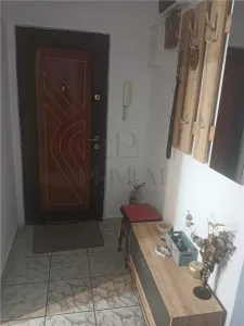 S. BARNUTIU | 3 CAM | DECOMANDAT | 2 BAI | ANVELOPAT | PARTER INALT | BALCON | BOXA - foto 9