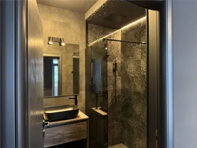 TORONTALULUI - ETAJ 4 - XCITY - 3 CAMERE LUX - 2 BAI - INCALZIRE PARDOSEALA - CLIMA - SMART - foto 8