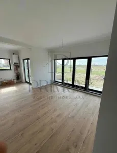 Duplex pe parter - 2 dormitoare - zona buna - desing superb - foto 3