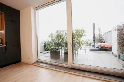 TELEGRAFULUI - PENTHOUSE LIFT - 3 CAMERE - 2 BAI - TERASA 56MP - INCALZIRE PARDOSEALA - 2 LOC PARCARE SUBTERANA - 2 BOXE CF - foto 3