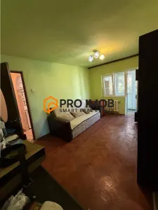 Apartament 2 camere cf 2 semidecomandat zona Micro 14 - Buzau