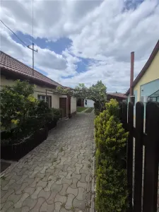 CASA INDIVIDUALA IN TIMISOARA -  ZONA EXCELENTA - GATA DE MUTARE IMEDIATA - foto 2