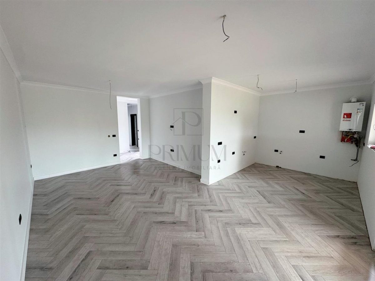 Duplex la asfalt - dormitor matrimonial - Mosnita Noua
