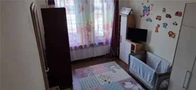 GIROC - 3 CAMERE - ZONA LINISTITA - SPATIU VERDE - MOBILAT - foto 7