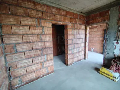 Duplex pe parter - zona linistitita - finisaje la cerere - foto 7