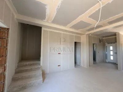 Comision 0 - Duplex 4 camere - dormitor la parter - teren generos - foto 3
