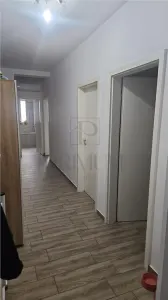 GIROC - 2 CAM - PARTER - DECOMANDAT - PARCARE INCLUSA - ZONA EXCELENTA - Giroc