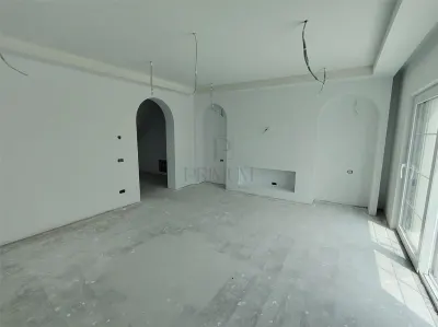 Duplex spatios - dormitor la parter - bucatarie mare - foto 4
