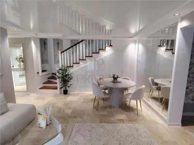Duplex separat prin carport - Mobilat lux - Panouri si Asfalt - foto 2