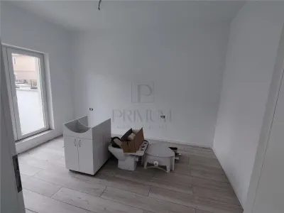Duplex pe plan - canalizare - 4 camere - foto 4