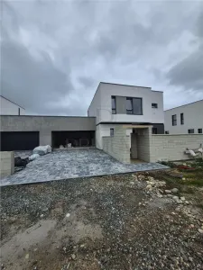 CASA INDIVIDUALA - GARAJ - MOSNITA NOUA - PROIECT DEOSEBIT - Mosnita Noua