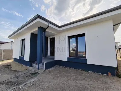 NOU PE PIATA - INDIVIDUALA IN ZONA DE TOP - 680 MP TEREN - Mosnita Noua