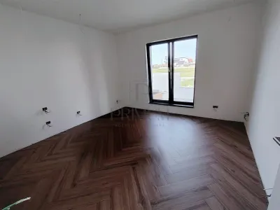 Casa individuala - zona centrala - 126 mp utili - foto 6