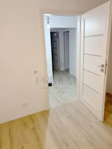 DAMBOVITA - ETAJ 1 RENOVAT - 3 CAMERE - 2 BAI - 2 BALCOANE - INCALZIRE PARDOSEALA - Timisoara