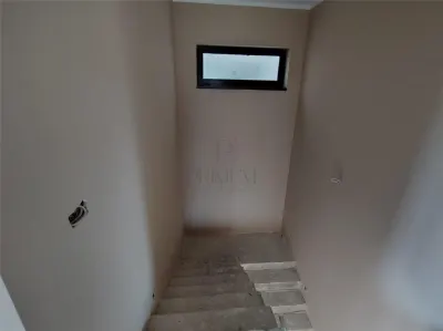 Duplex despartit prin C.T. - spatios -  5 camere - bucatarie inchisa - - foto 8