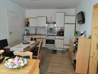 BRAYTIM, CASA INDIVIDUALA CU 2 APARTAMENTE, 3 DORMITOARE, 2 BUCATARII INCHISE - foto 3