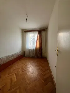 SOARELUI | 4 CAM | ET.1 | 2 BALCOANE | ANVELOPAT | ZONA EXCELENTA - foto 3