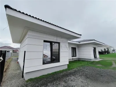 DUPLEX MODERN - ZONA  LINISTITA - FINISAJE LA CERERE - Mosnita Noua