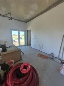 Duplex despartit prin baie - aproape de centura - toate utilitatile - foto 5