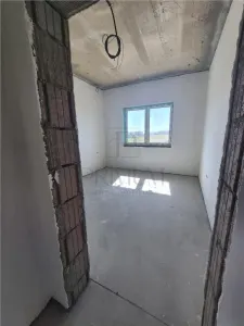 Duplex despartit prin baie - aproape de centura - toate utilitatile - foto 9