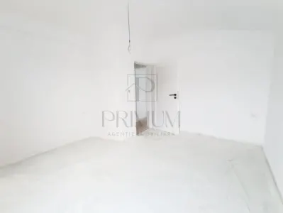 GIROC - 3 CAM. - TERASA - SPATIOS - INCALZIRE IN PARDOSEALA - ZONA LINISTITA - foto 4