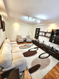 SOARELUI - 3 CAMERE - 2 BAI - DECOMANDAT - CLIMA - Timisoara