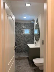Olimpia - 2 Camere - Etaj 1 - Renovat complet LUX - Centrala proprie - Bloc izolat - foto 14