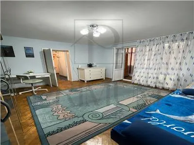 Piata 700 - 2 Camere - Etaj 2 - Centrala proprie - Zona excelenta - Timisoara