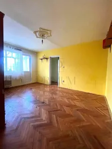 GIROCULUI - 4 CAMERE - ETAJ 1 - BLOC IZOLAT - 2 BALCOANE - ZONA PADURICE - foto 2