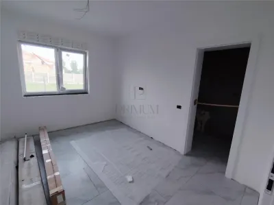 DUPLEX LA CHEIE - 3 DORMITOARE - TOATE UTILITATILE - foto 4