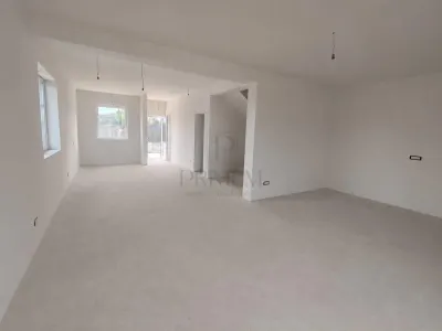 Cartier SERENA - Duplex 4  camere - toate utilitatile - foto 4
