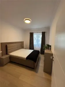 GIROC - 2 CAMERE - ETAJ INTERMEDIAR - ZONA EXCELENTA - MOBILAT SI UTILAT - foto 4