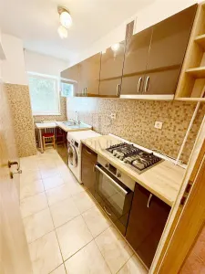 SOARELUI - 1 CAMERA - ETAJ 1 - DECOMANDAT - SPATIOS -  RENOVAT - LFT - foto 3