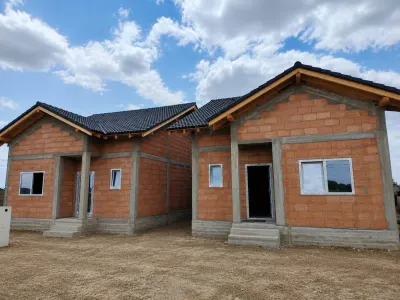 DUPLEX MANSARDABIL - SEPARAT PRIN BAIE - PERSONALIZARE INTERIOARA - foto 1
