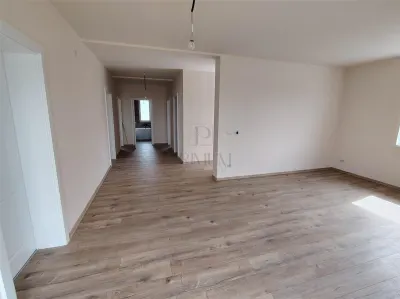 Casa individuala - finalizata - teren generos - foto 3