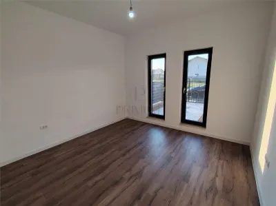 Duplex modern - spatios - perete dublu - finalizat - foto 4