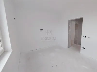 DUPLEX CU PANOURI - 5 CAMERE - 3 BAI - foto 5