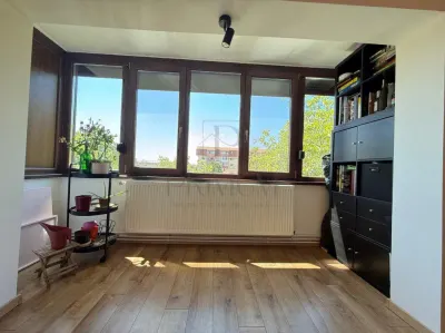 DAMBOVITA - RENOVAT - 3 CAM - 2 BAI - BLOC IZOLAT - ETAJ 3 - CENTRALA - CLIMA - foto 8