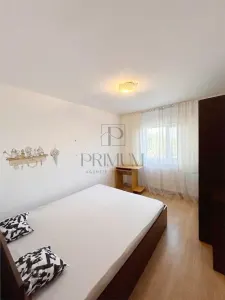 LUNEI - 3 CAMERE - 2 BAI - ETAJ 2 - CENTRALA PROPRIE - DECOMANDAT - foto 2