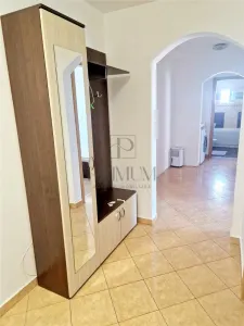 LUNEI - 3 CAMERE - 2 BAI - ETAJ 2 - CENTRALA PROPRIE - DECOMANDAT - foto 10